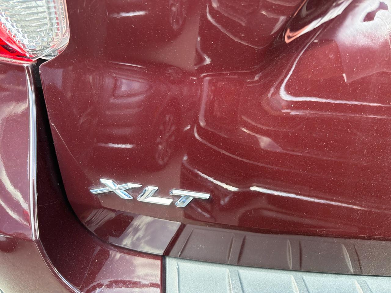 Ford Explorer XLT 2023