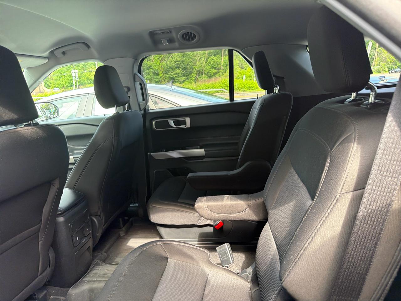 Ford Explorer XLT 2023