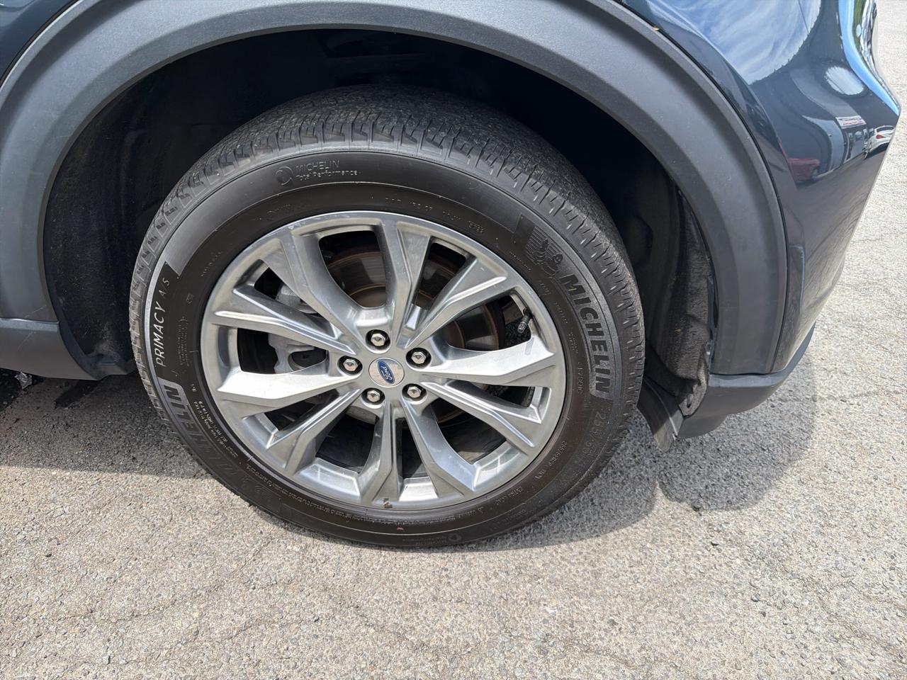 Ford Explorer XLT 2022