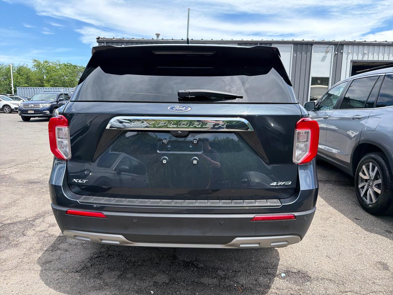 Ford Explorer XLT 2022