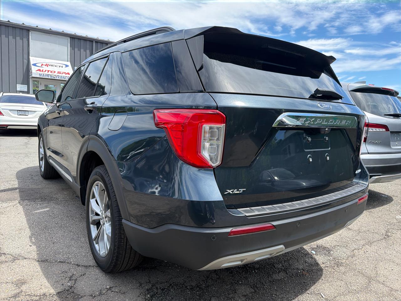 Ford Explorer XLT 2022