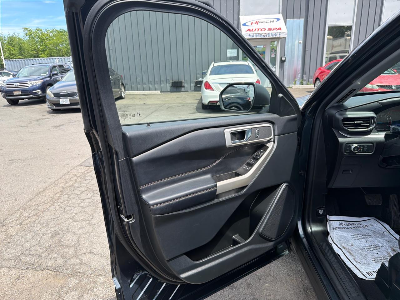 Ford Explorer XLT 2022