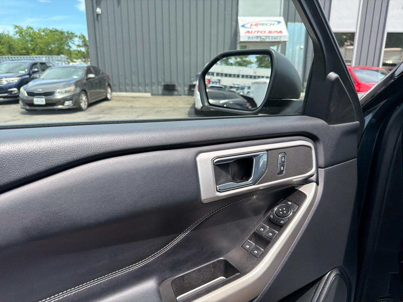 Ford Explorer XLT 2022