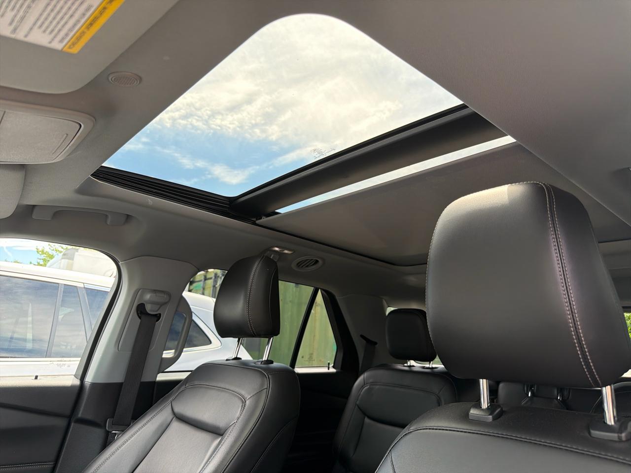 Ford Explorer XLT 2022