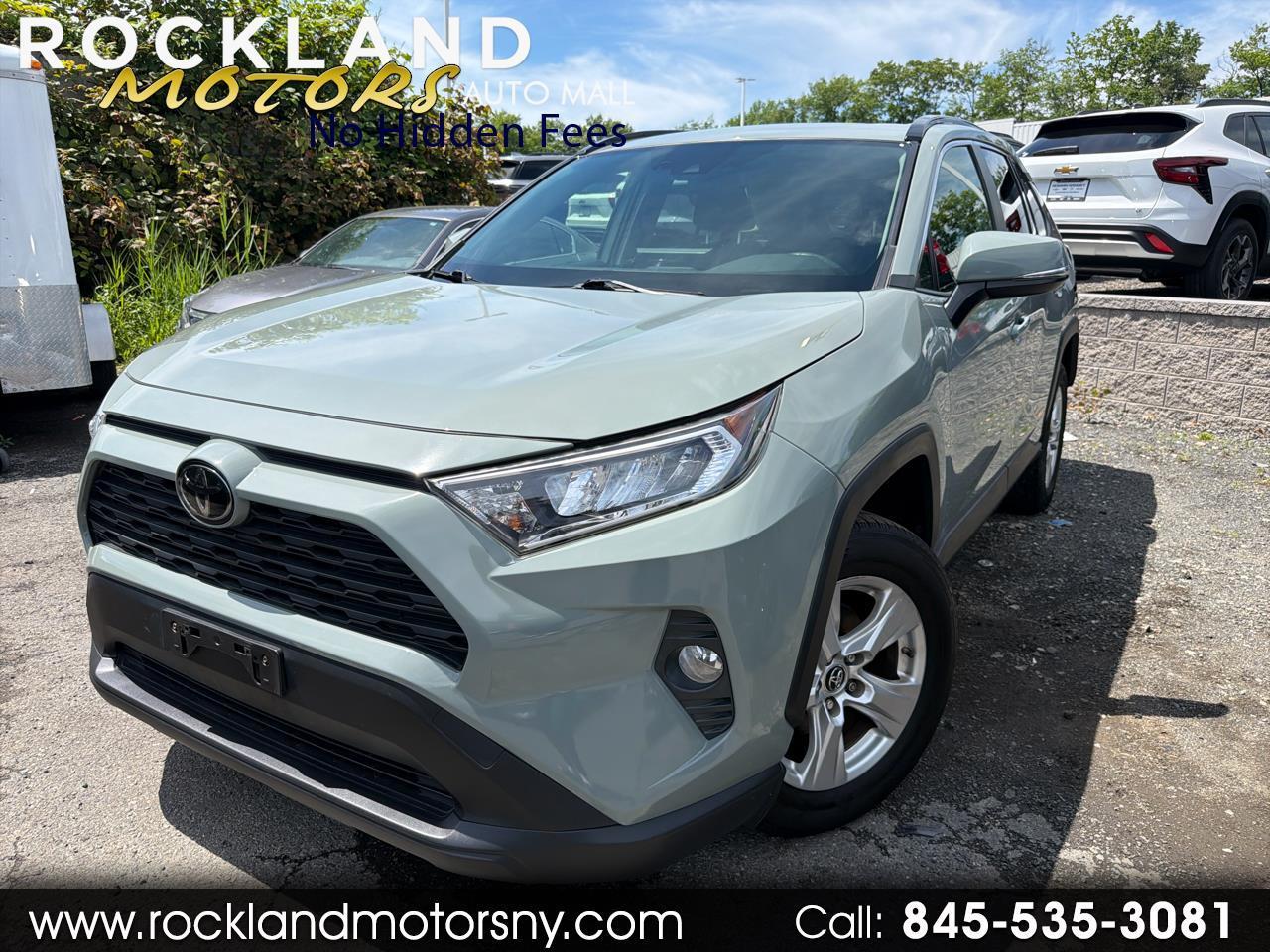 Toyota RAV4 XLE AWD (Natl) 2019