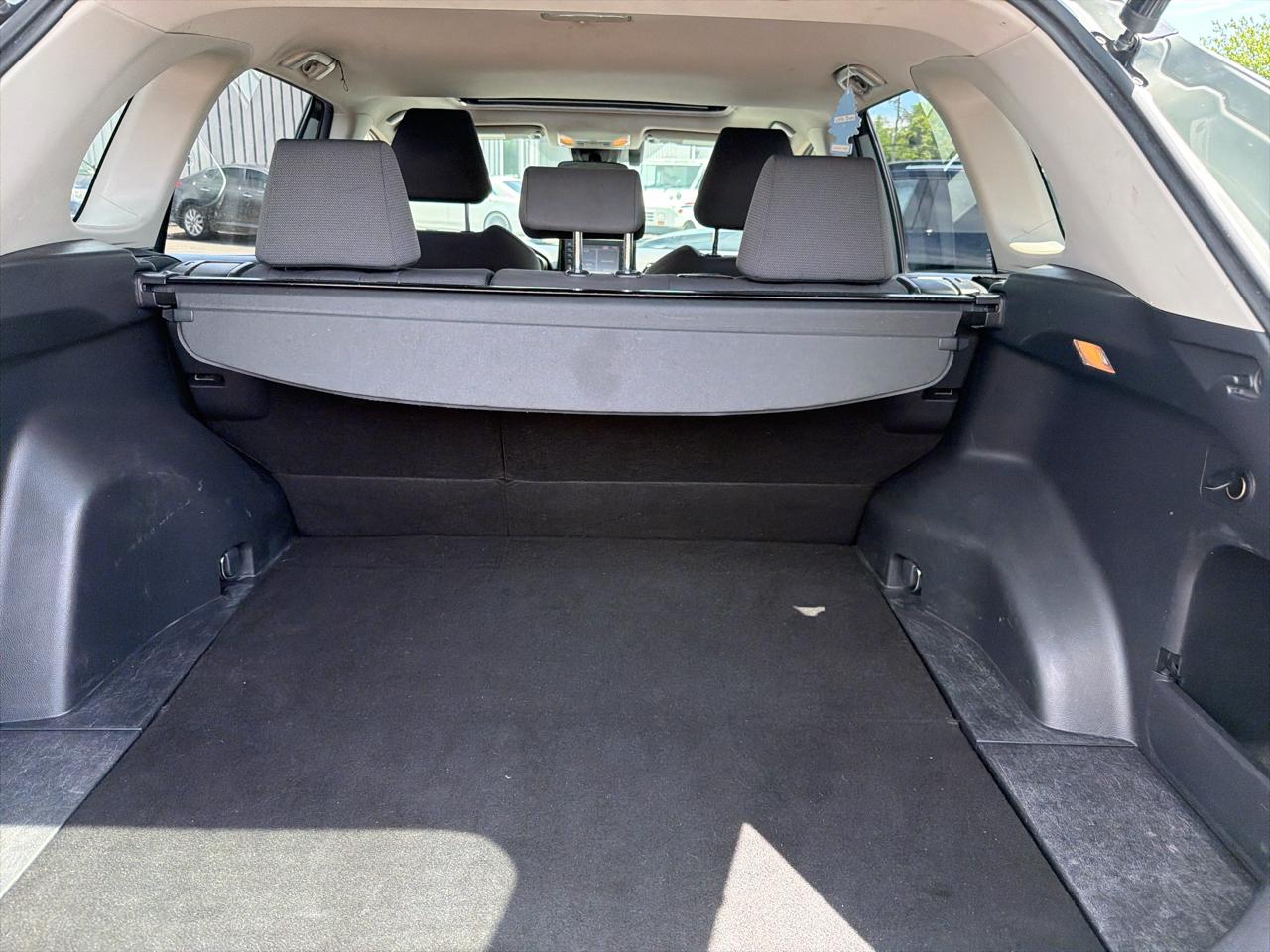 Toyota RAV4 XLE AWD (Natl) 2019