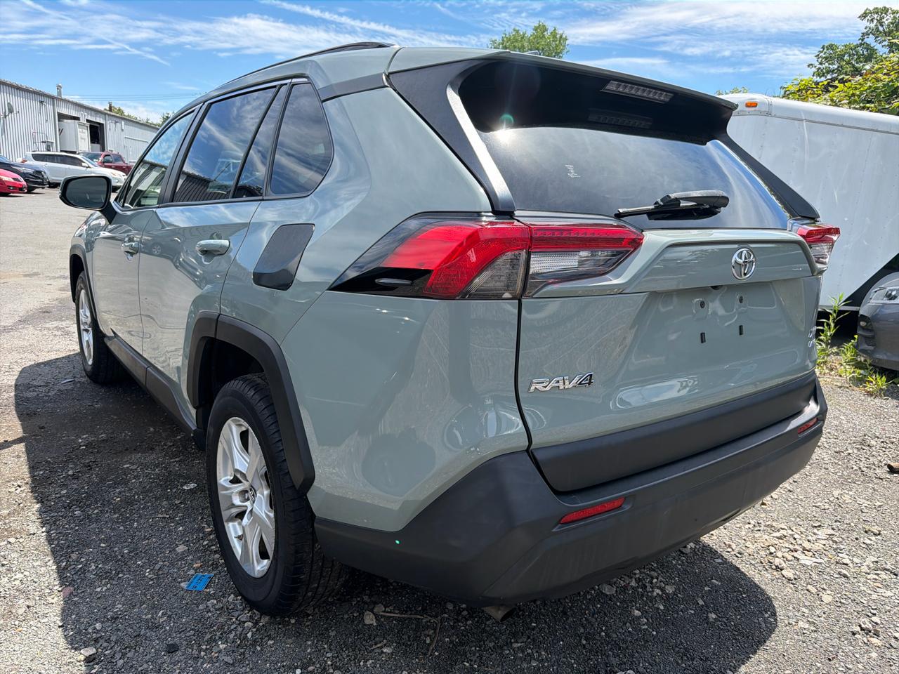 Toyota RAV4 XLE AWD (Natl) 2019