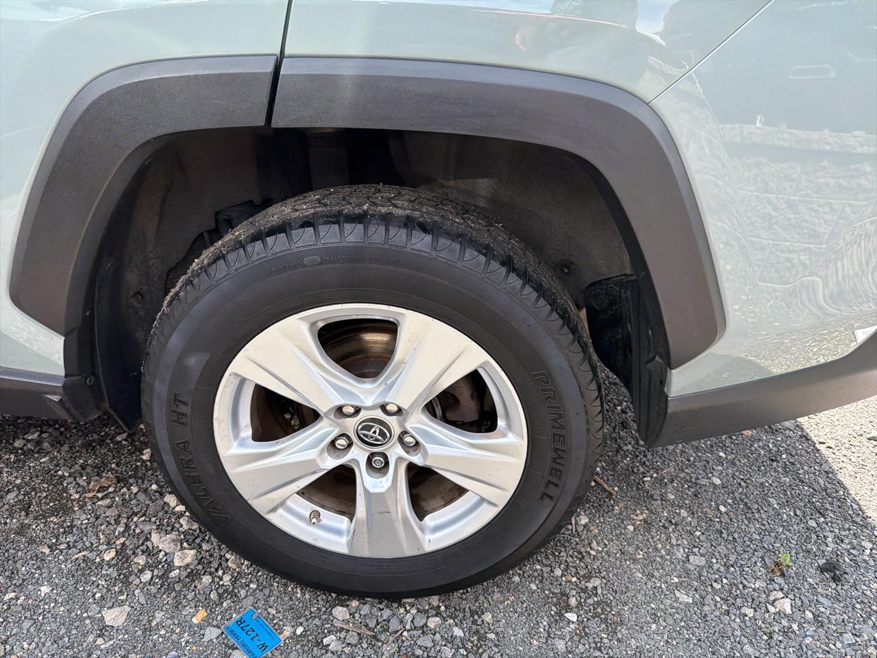 Toyota RAV4 XLE AWD (Natl) 2019
