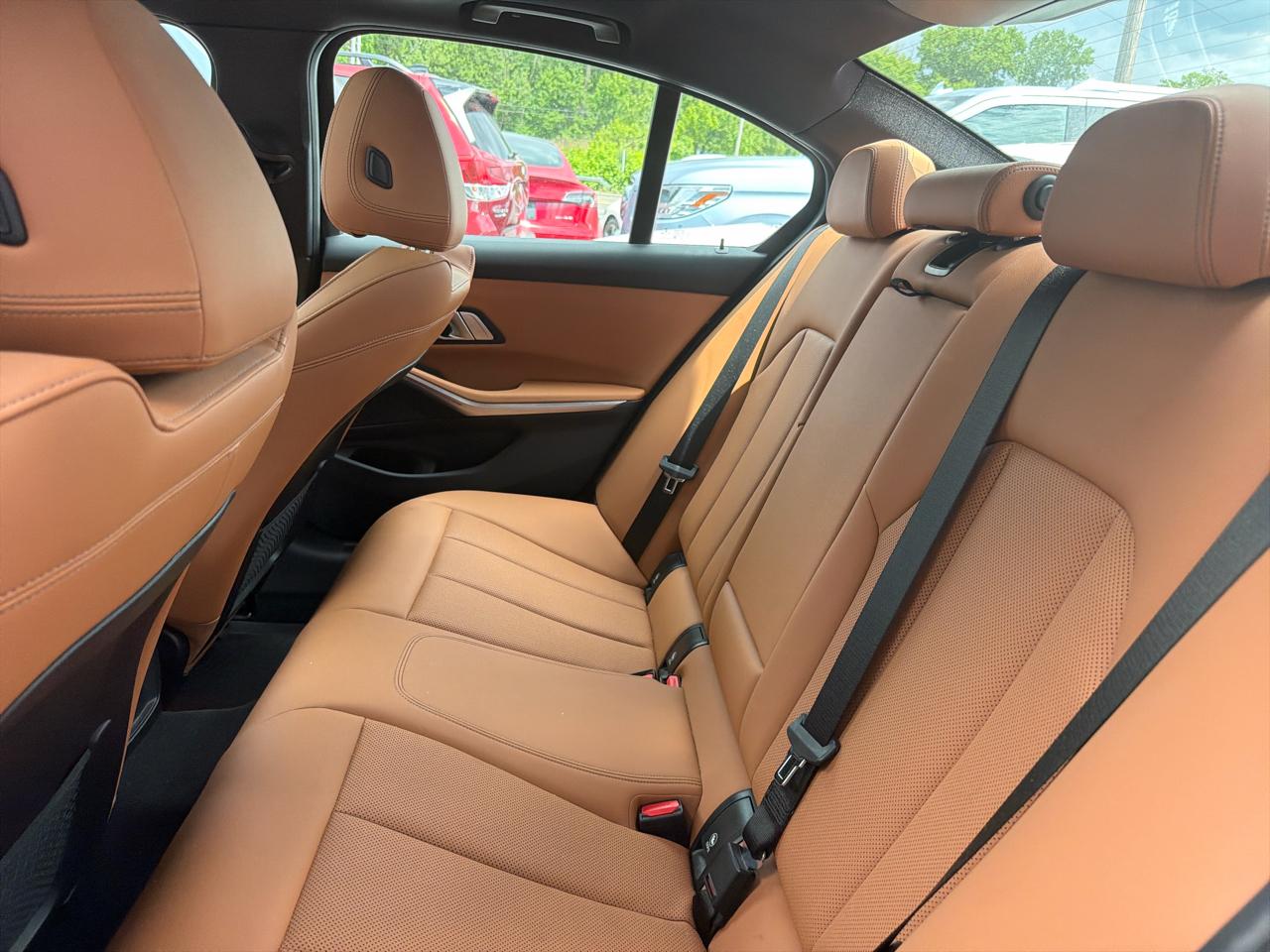 BMW 3 Series 330i xDrive Sedan North America 2022