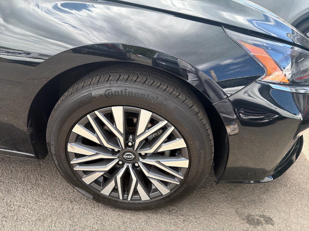 Nissan Altima 2.5 SV Sedan 2024