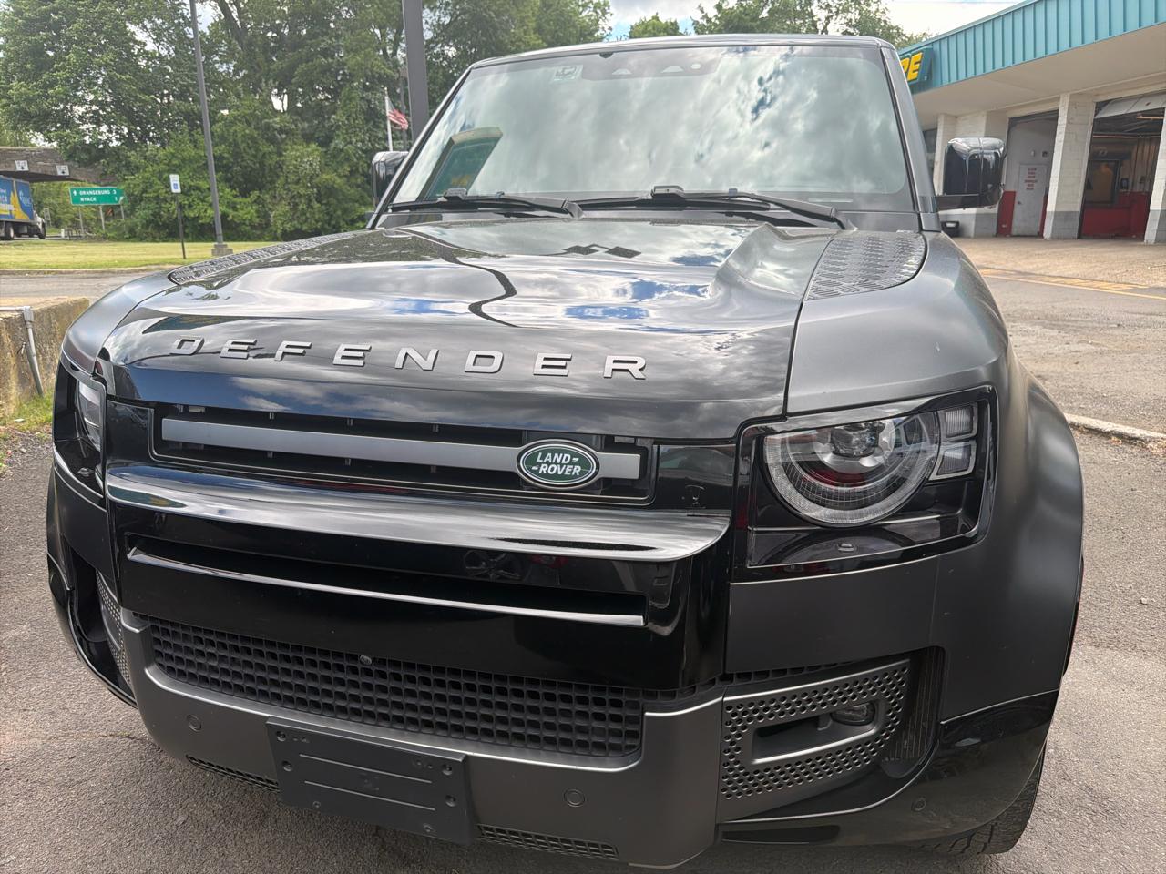 Land Rover Defender 110 Carpathian Edition AWD 2023