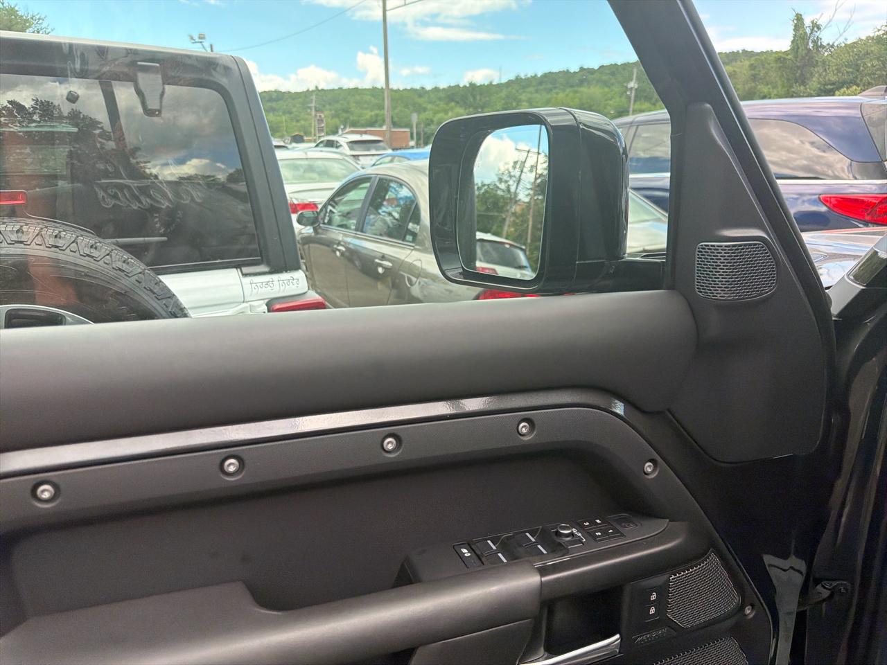 Land Rover Defender 110 Carpathian Edition AWD 2023
