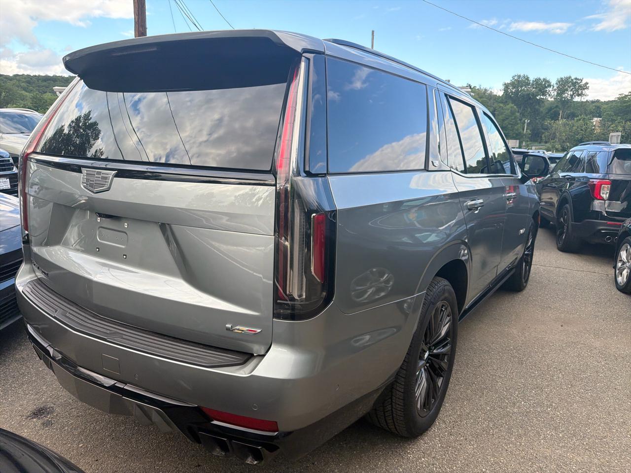 Cadillac Escalade AWD 4dr V-Series 2023