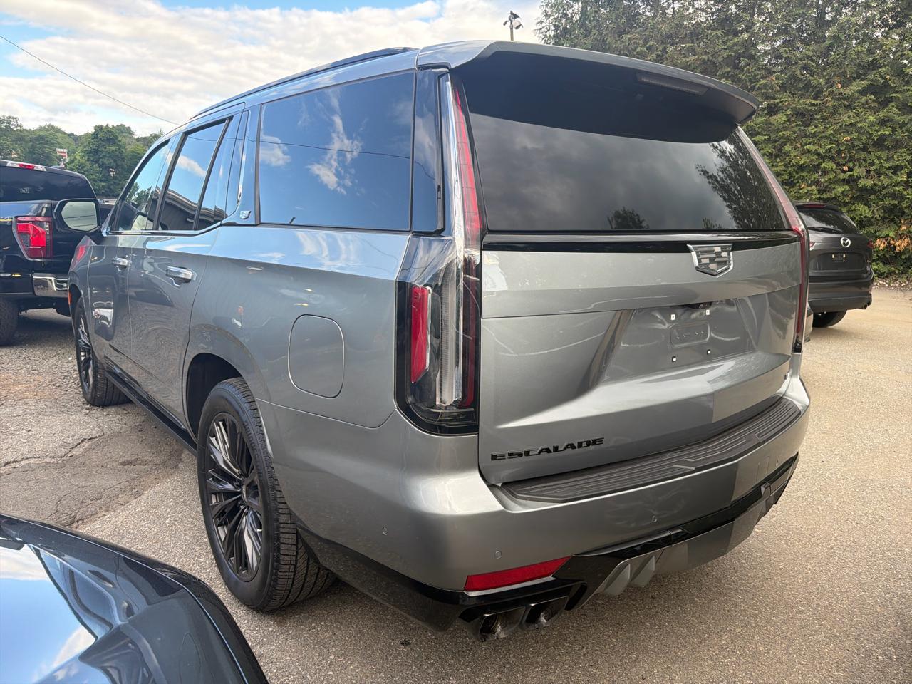 Cadillac Escalade AWD 4dr V-Series 2023