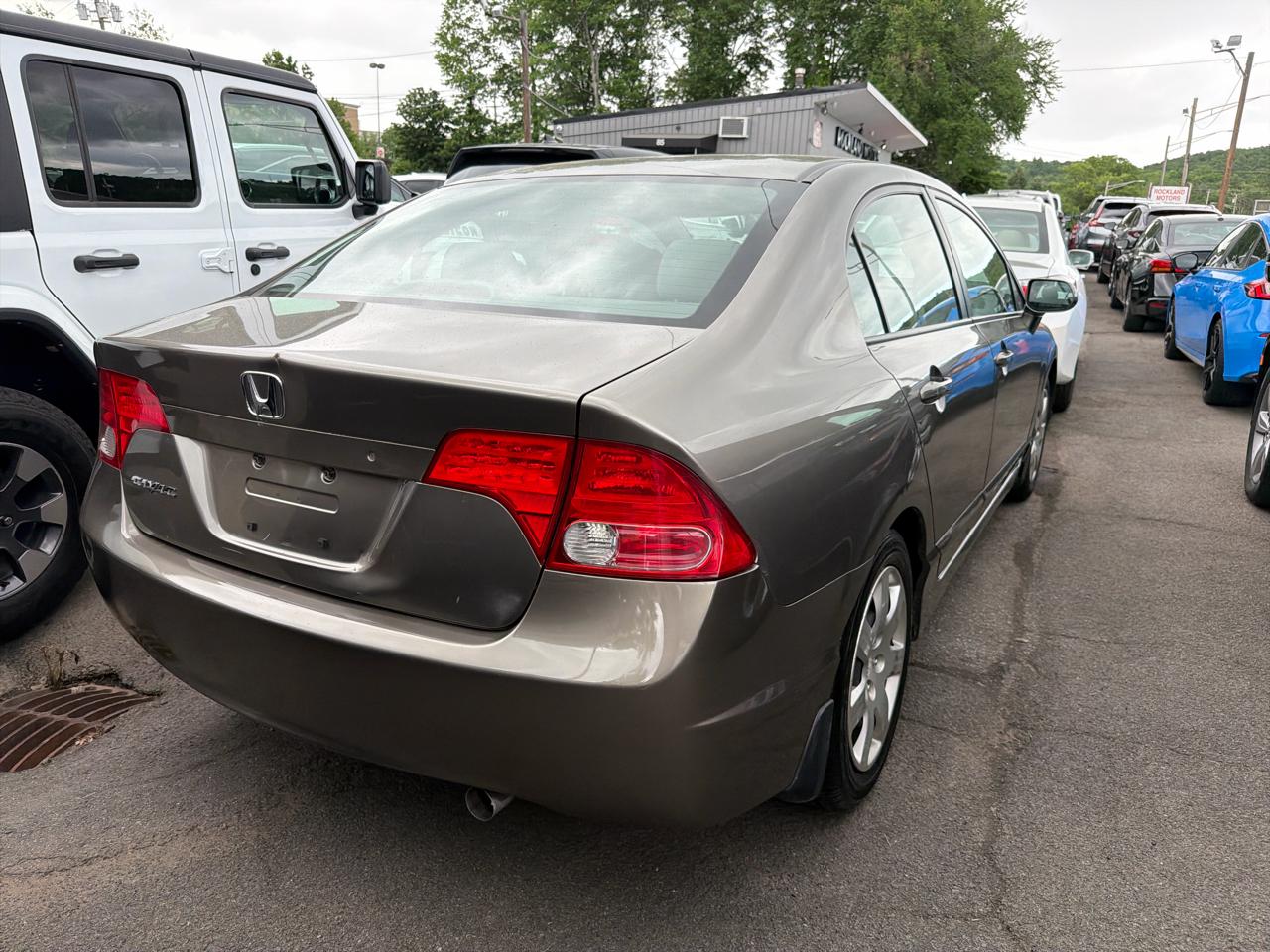 Honda Civic Sdn LX AT 2006