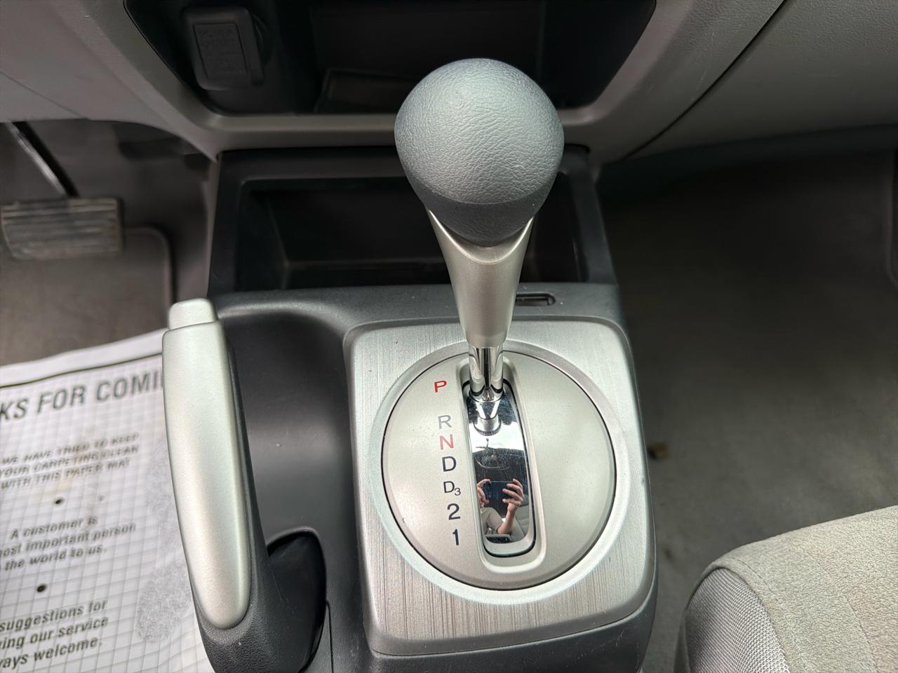 Honda Civic Sdn LX AT 2006
