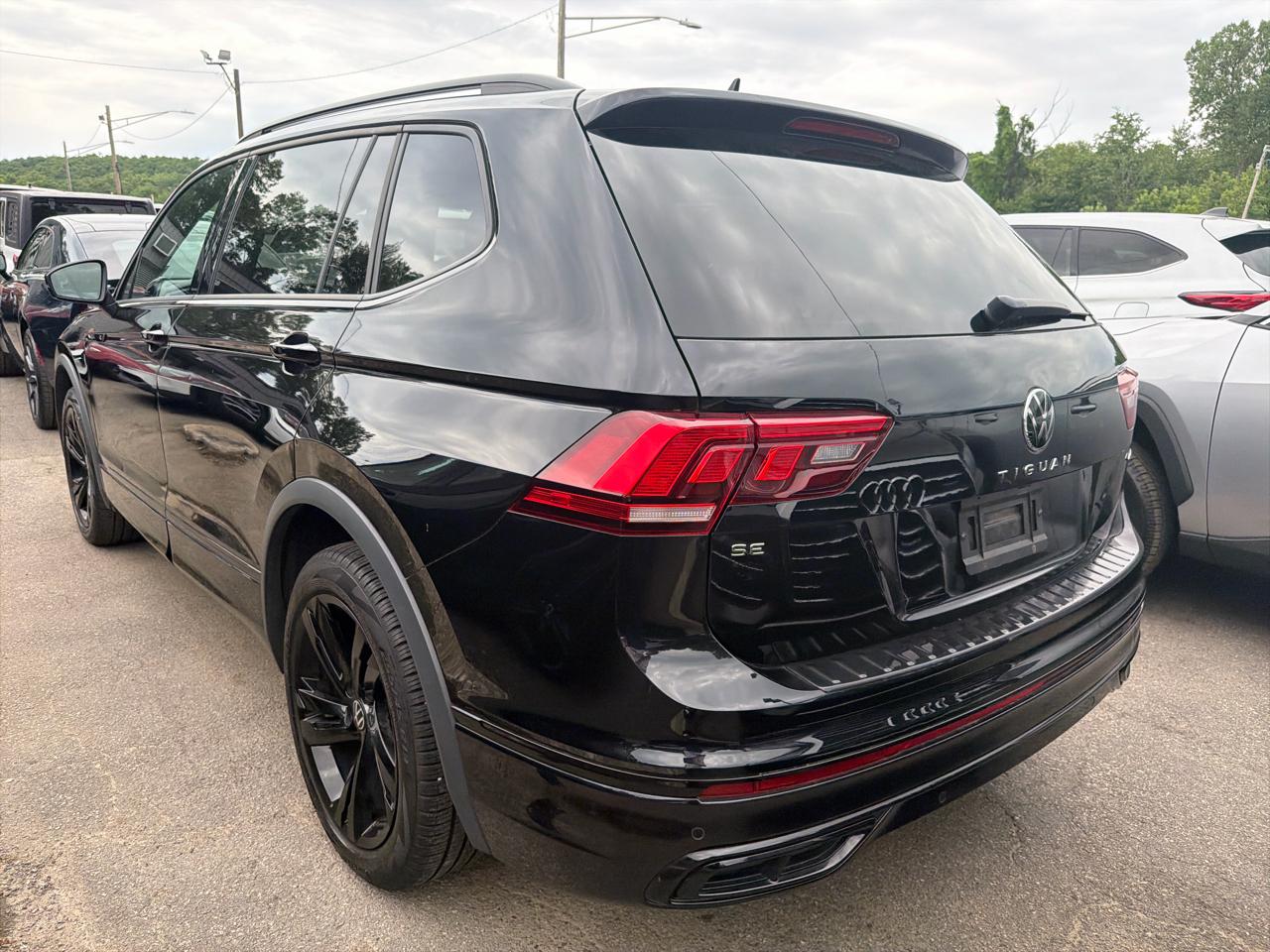 Volkswagen Tiguan 2.0T SE R-Line Black 4MOTION 2023