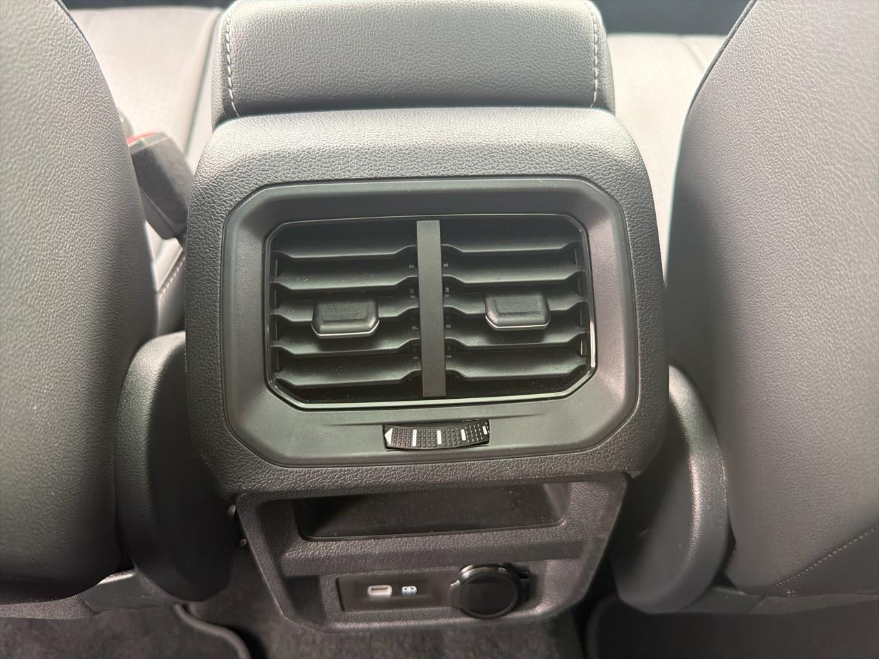 Volkswagen Tiguan 2.0T SE R-Line Black 4MOTION 2023