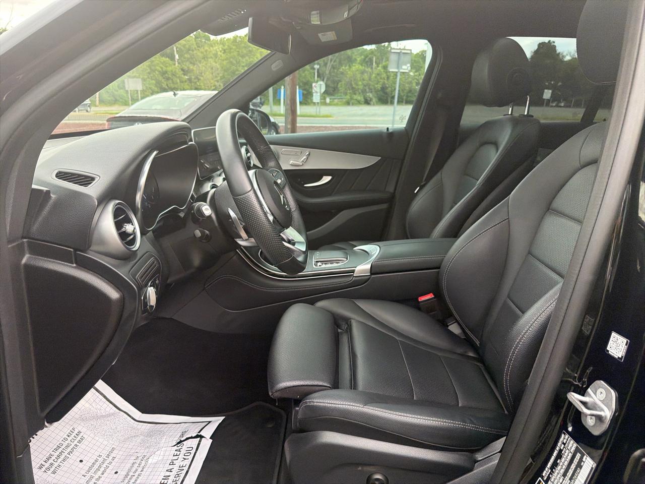 Mercedes-Benz GLC GLC 300 SUV 2021