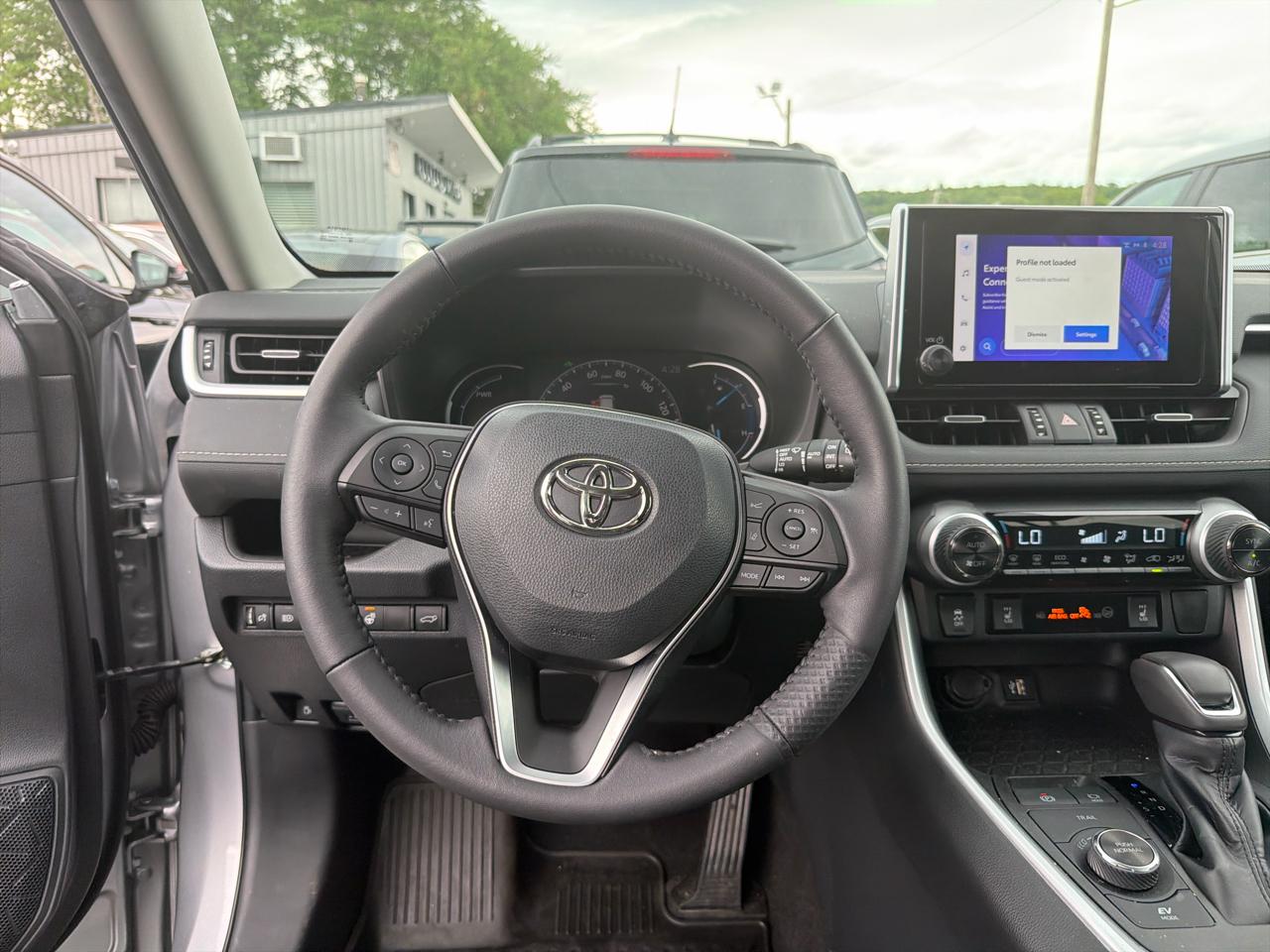 Toyota RAV4 Hybrid XLE Premium AWD (Natl) 2023