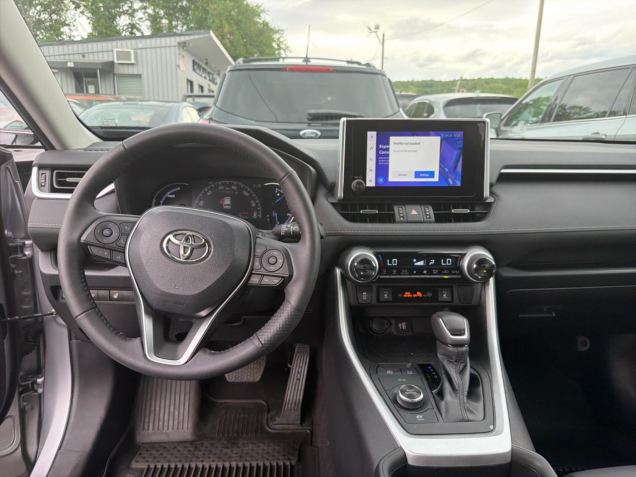 Toyota RAV4 Hybrid XLE Premium AWD (Natl) 2023
