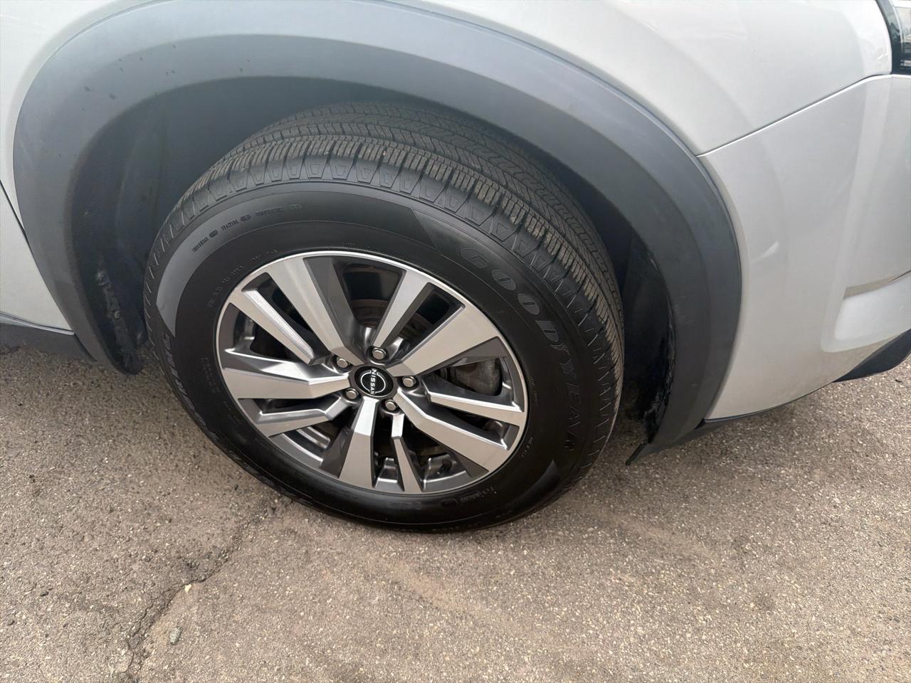 Nissan Pathfinder SL 4WD 2023