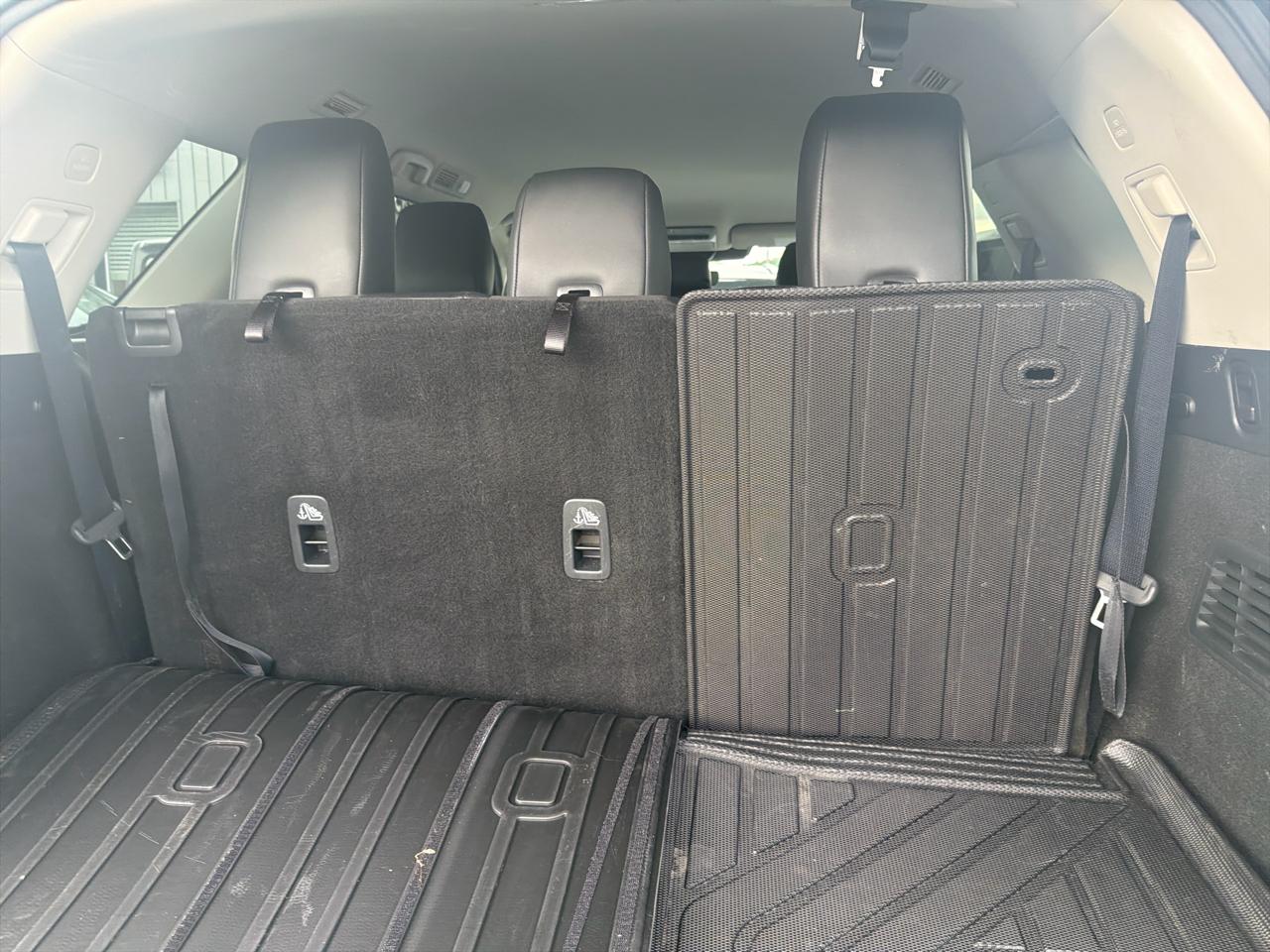 Nissan Pathfinder SL 4WD 2023