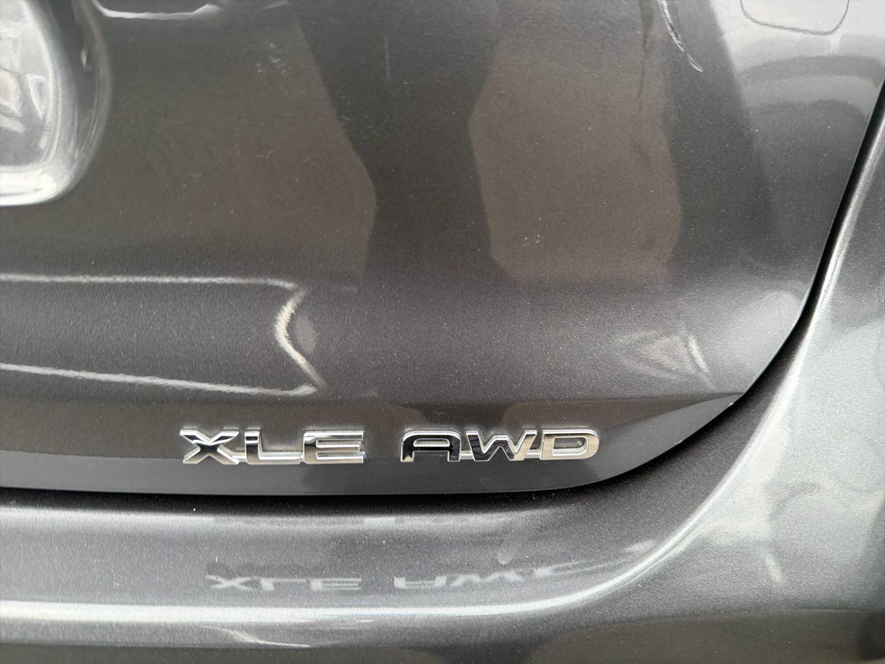 Toyota Highlander Platinum AWD (Natl) 2023