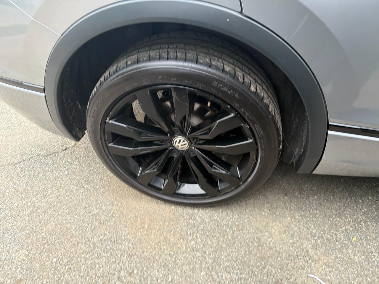 Volkswagen Tiguan 2.0T SE R-Line Black 4MOTION 2021