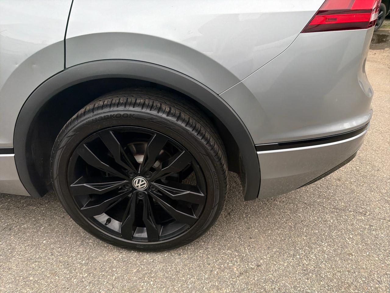 Volkswagen Tiguan 2.0T SE R-Line Black 4MOTION 2021