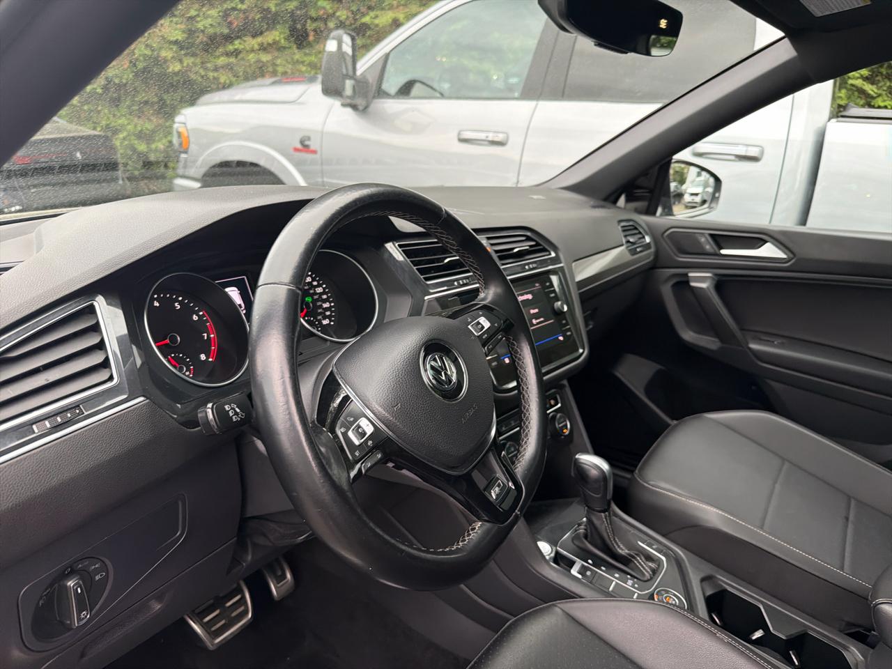 Volkswagen Tiguan 2.0T SE R-Line Black 4MOTION 2021