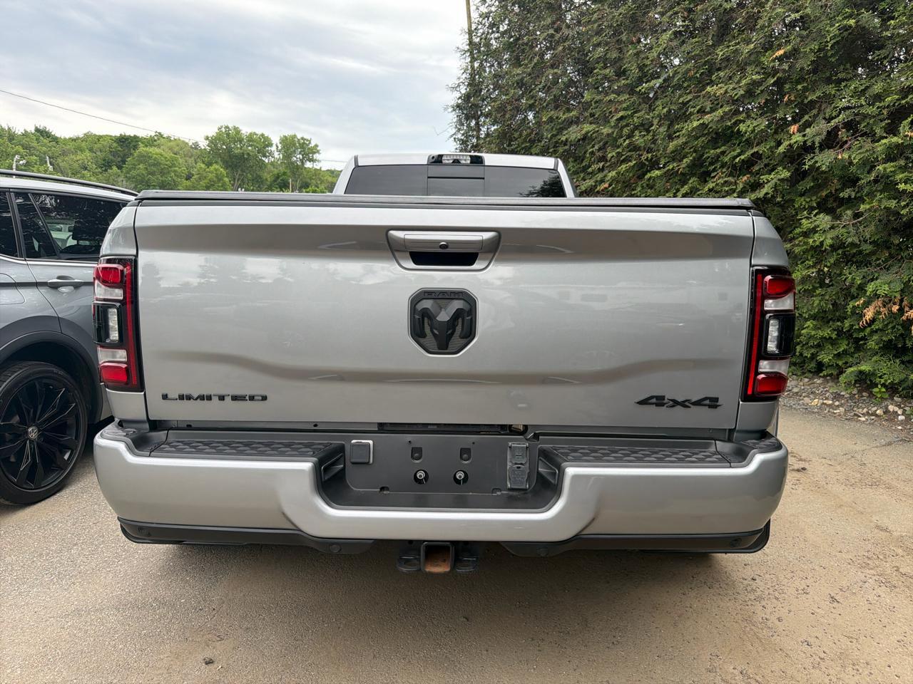 RAM 3500 Limited 4x4 Crew Cab 8' Box 2024