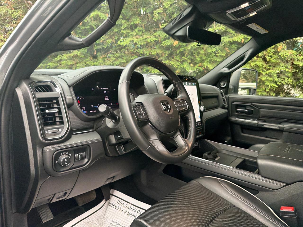 RAM 3500 Limited 4x4 Crew Cab 8' Box 2024