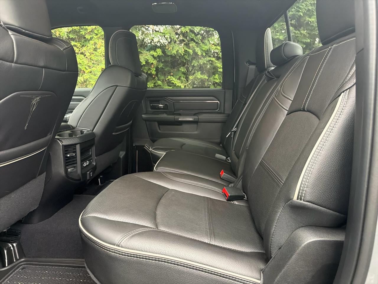 RAM 3500 Limited 4x4 Crew Cab 8' Box 2024