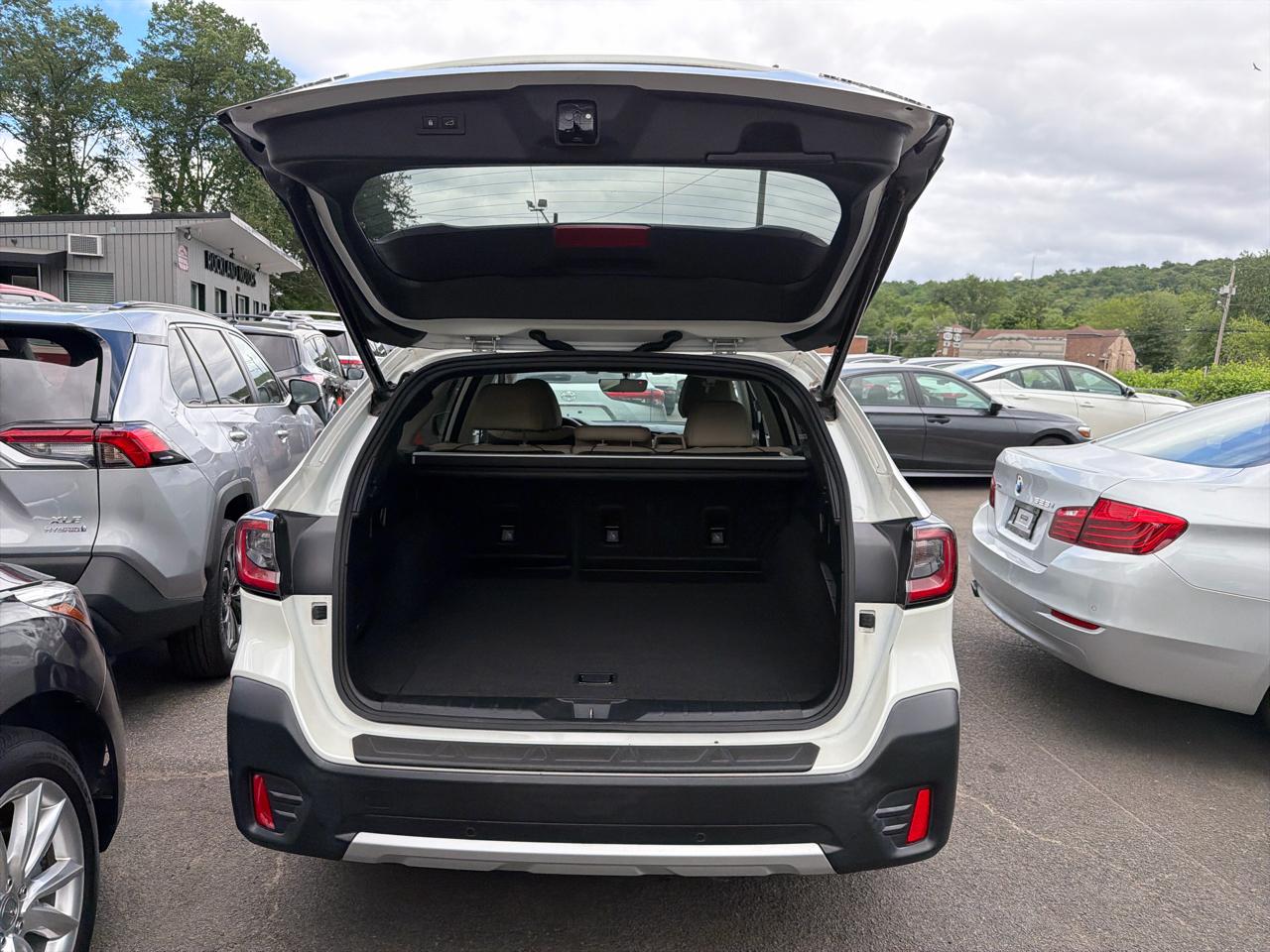Subaru Outback Limited CVT 2022
