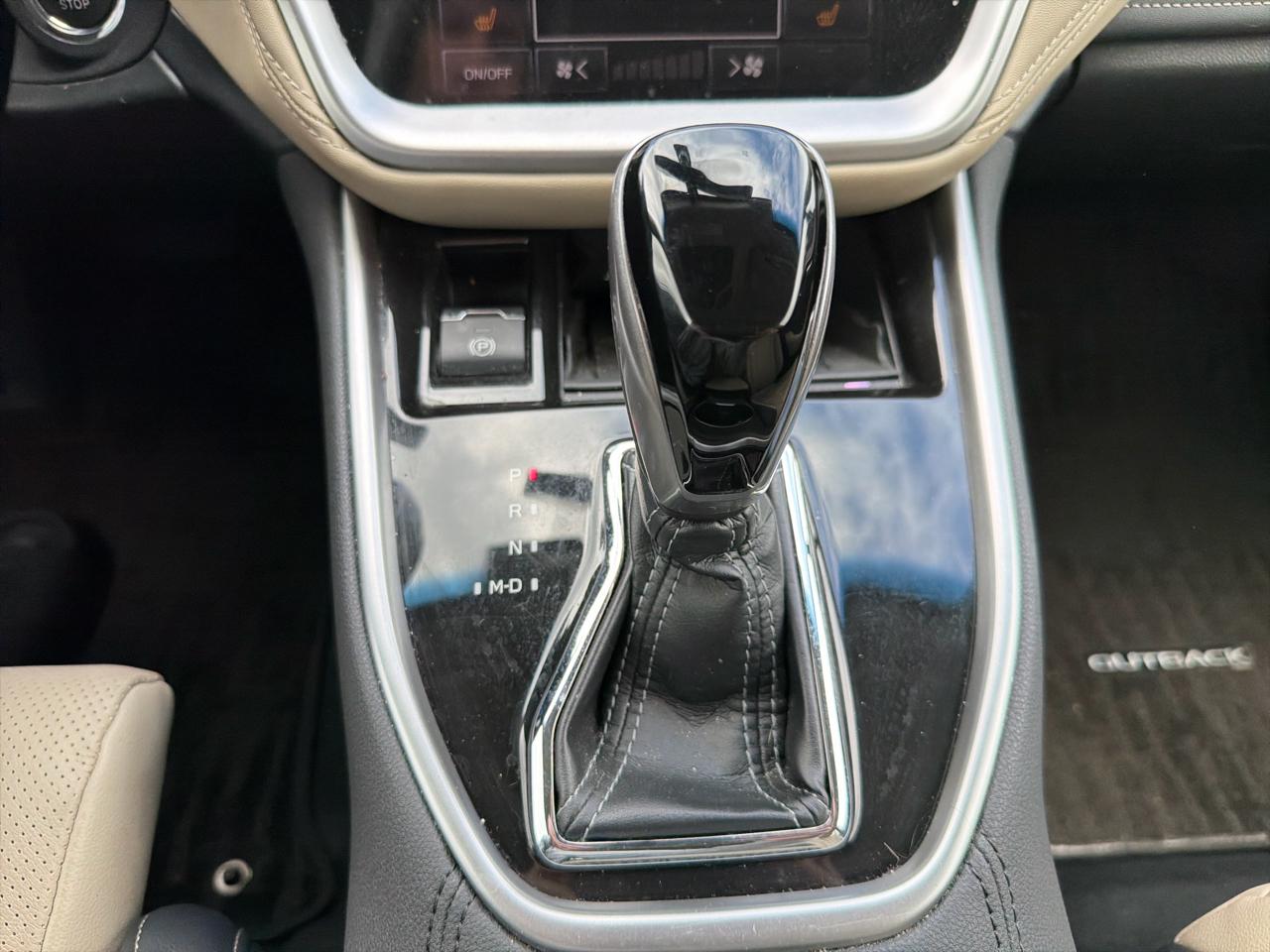 Subaru Outback Limited CVT 2022