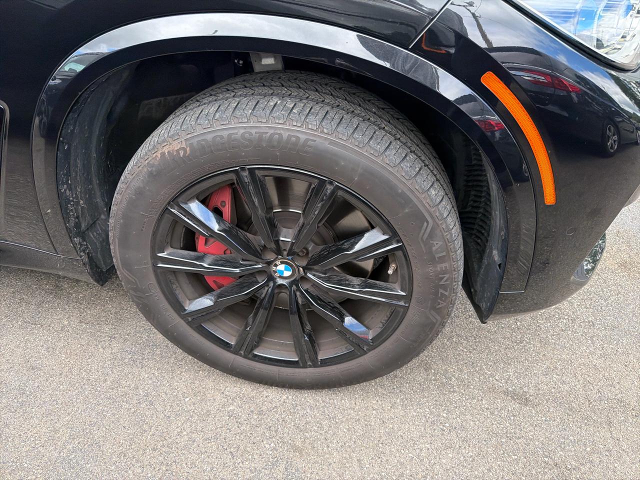 BMW X5 M50i Sports Activity Vehicle 2021