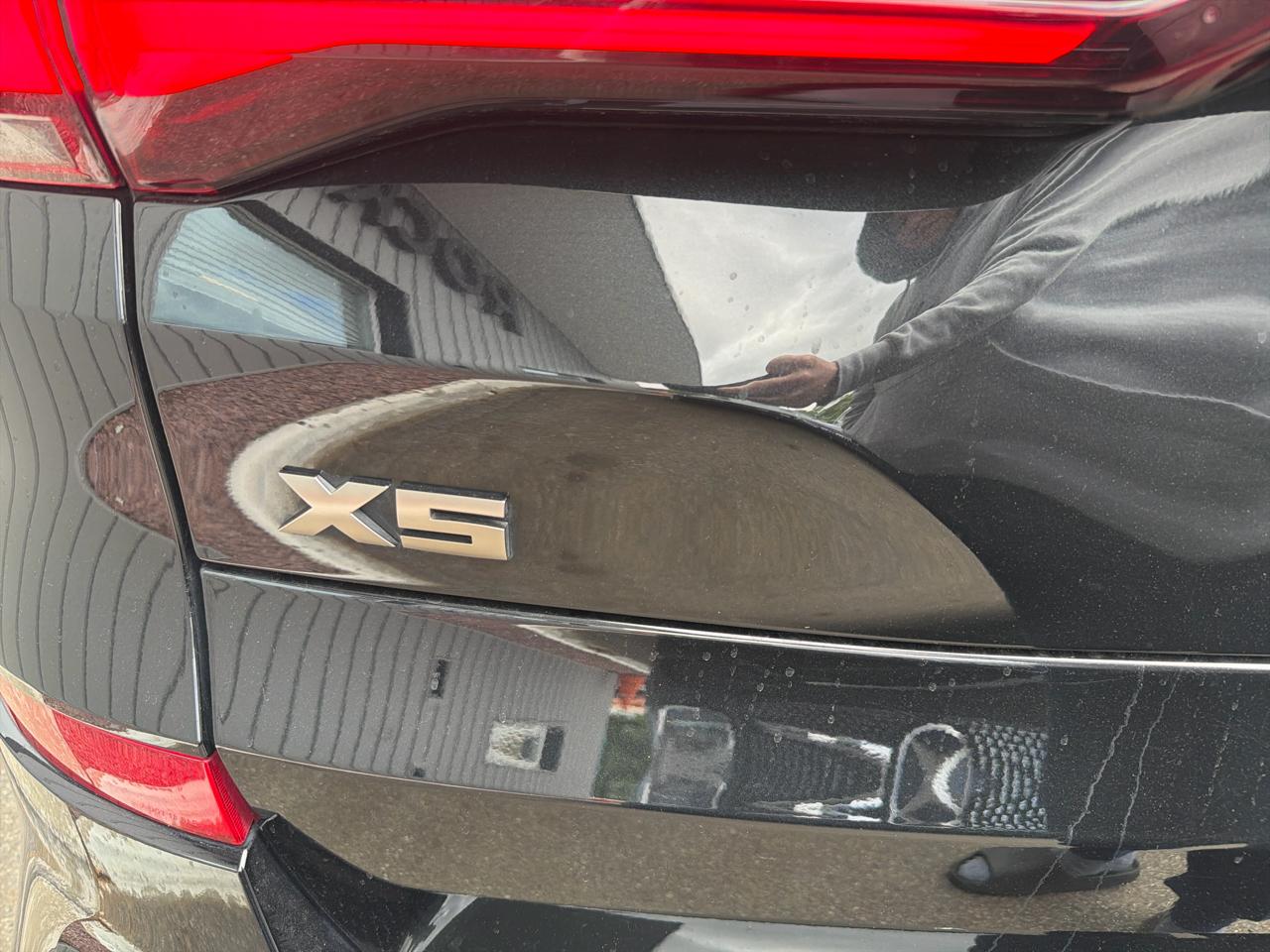 BMW X5 M50i Sports Activity Vehicle 2021
