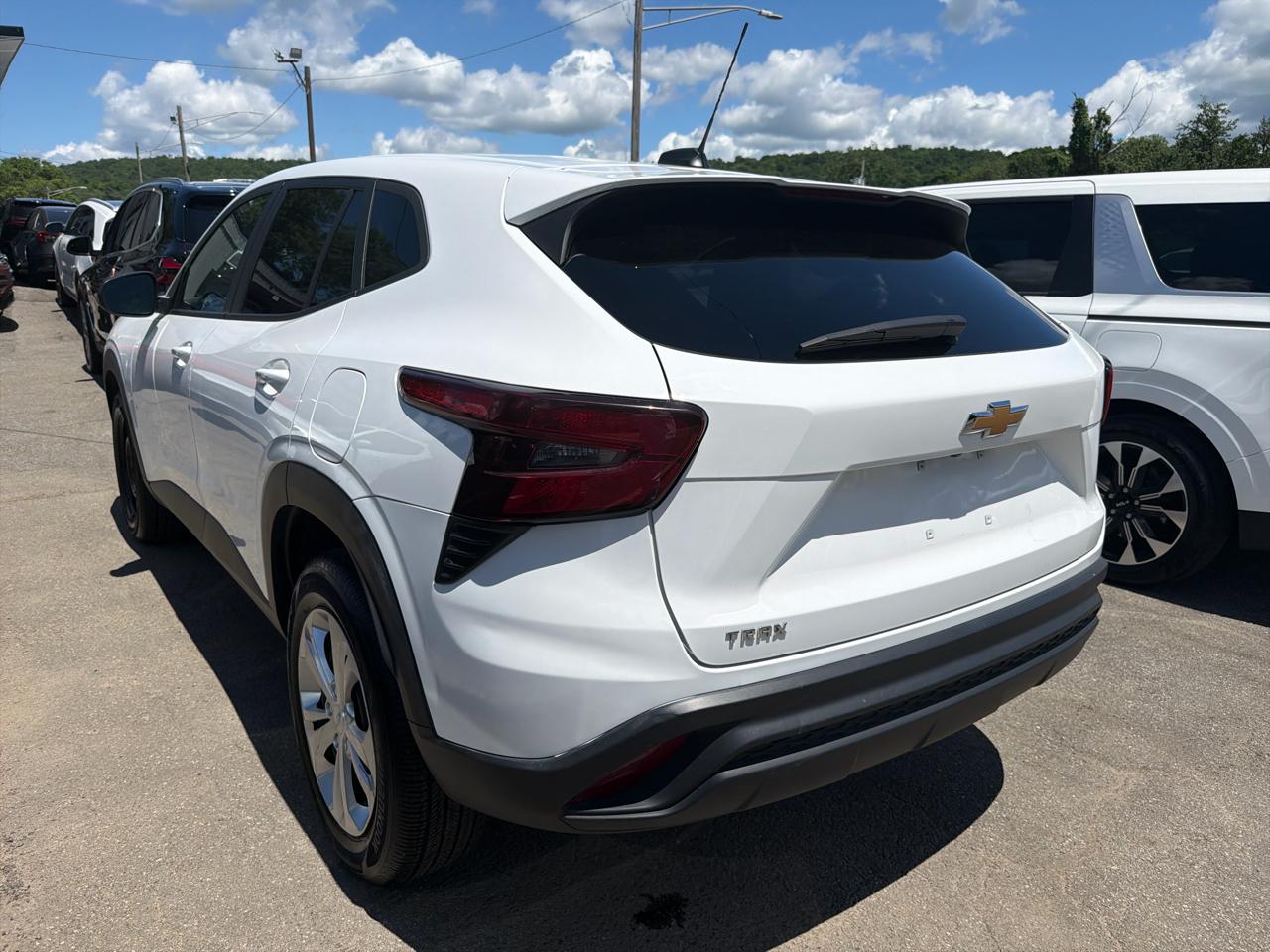Chevrolet Trax LS 2024