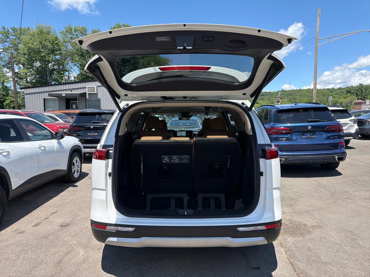 Kia Carnival EX 2024