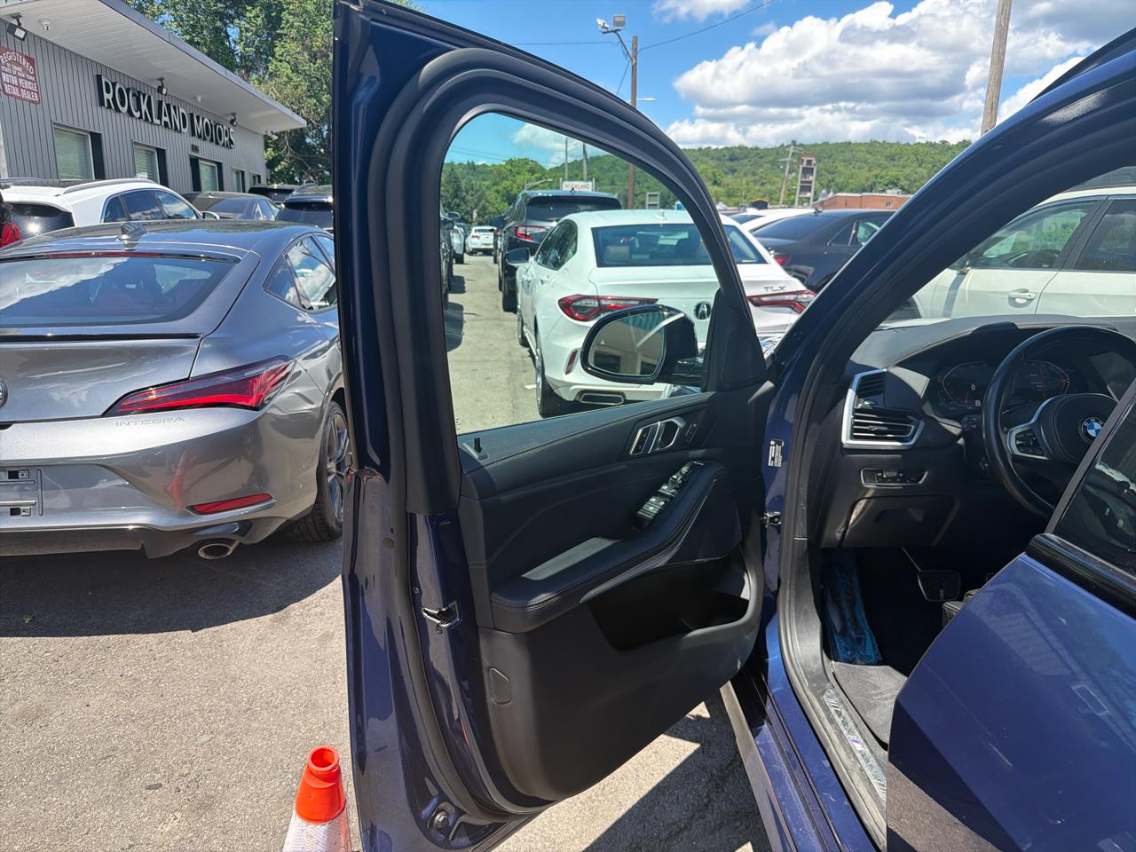 BMW X5  2023
