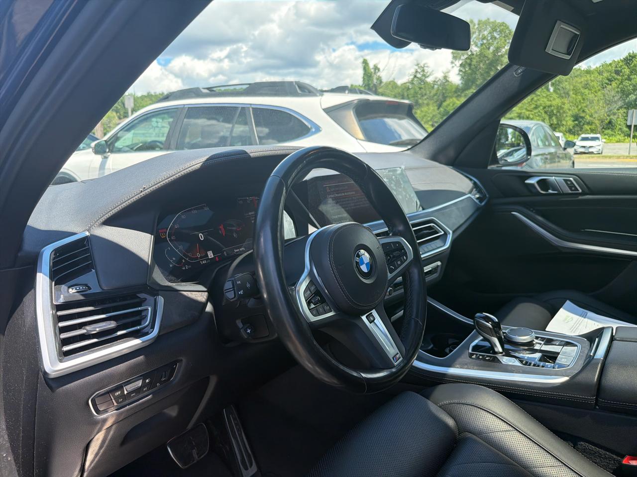 BMW X5  2023
