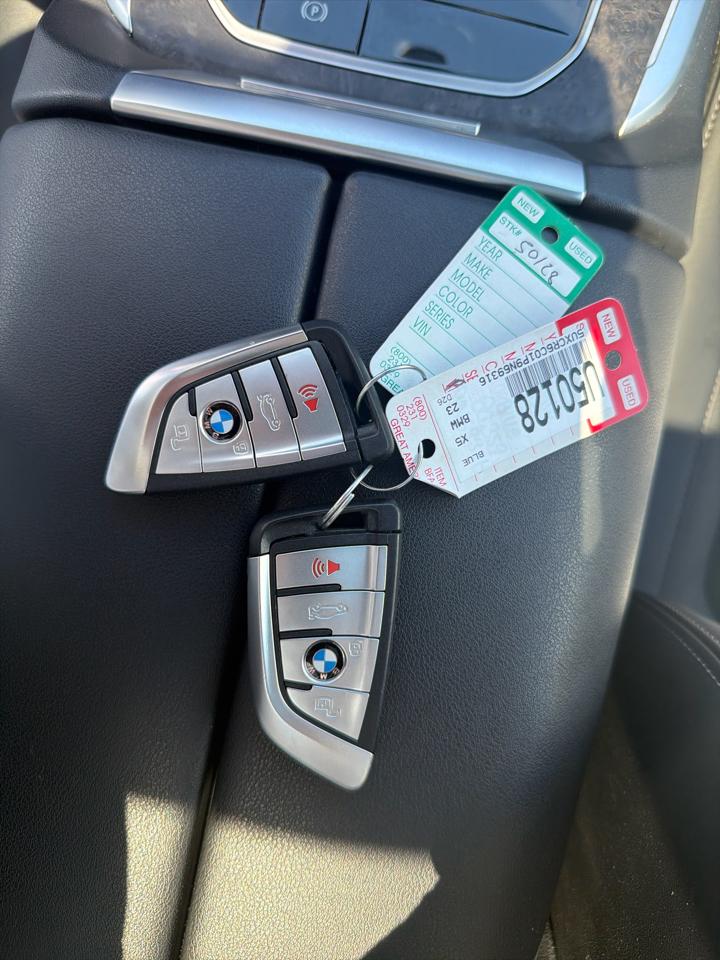 BMW X5  2023