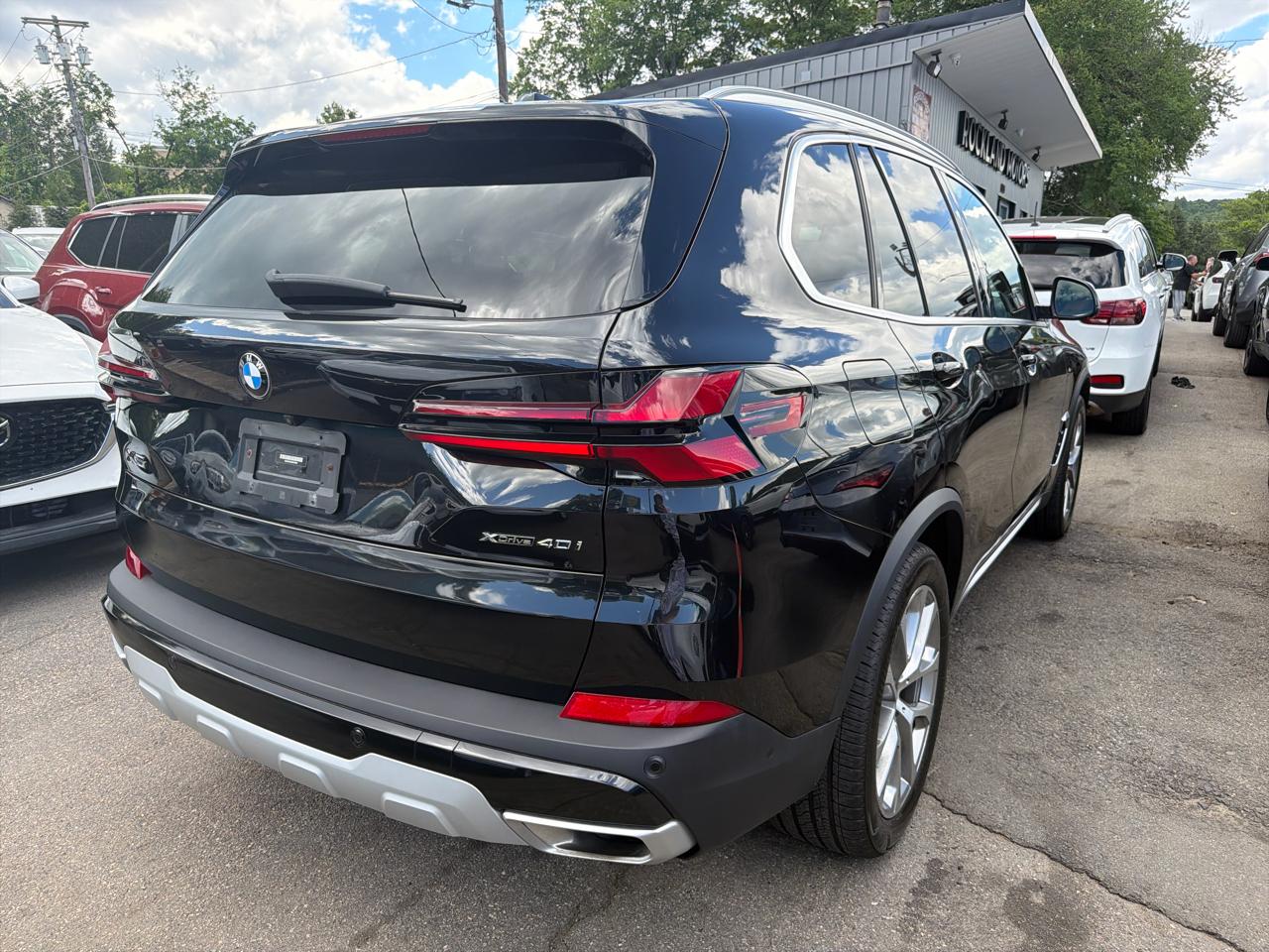 BMW X5 xDrive40i Sports Activity Vehicle 2024