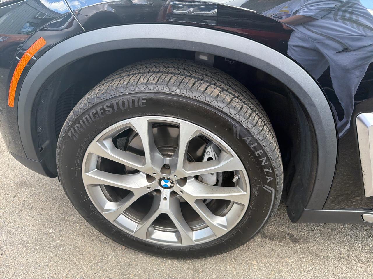 BMW X5 xDrive40i Sports Activity Vehicle 2024