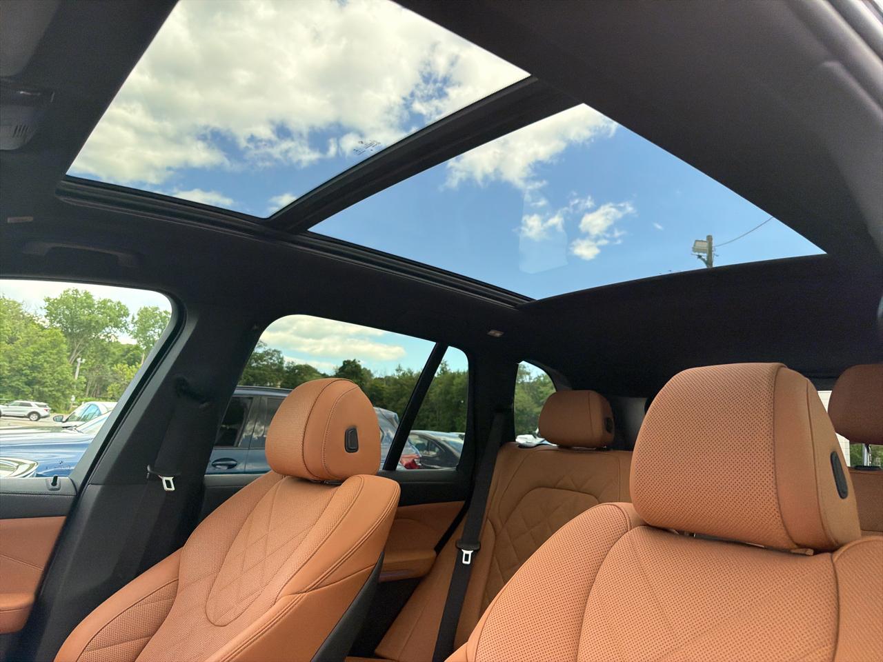 BMW X5 xDrive40i Sports Activity Vehicle 2024
