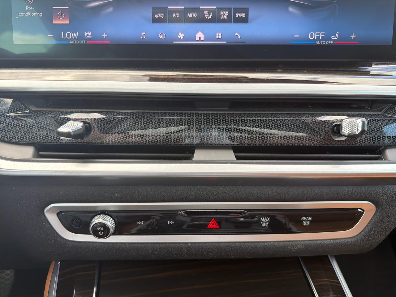 BMW X5 xDrive40i Sports Activity Vehicle 2024