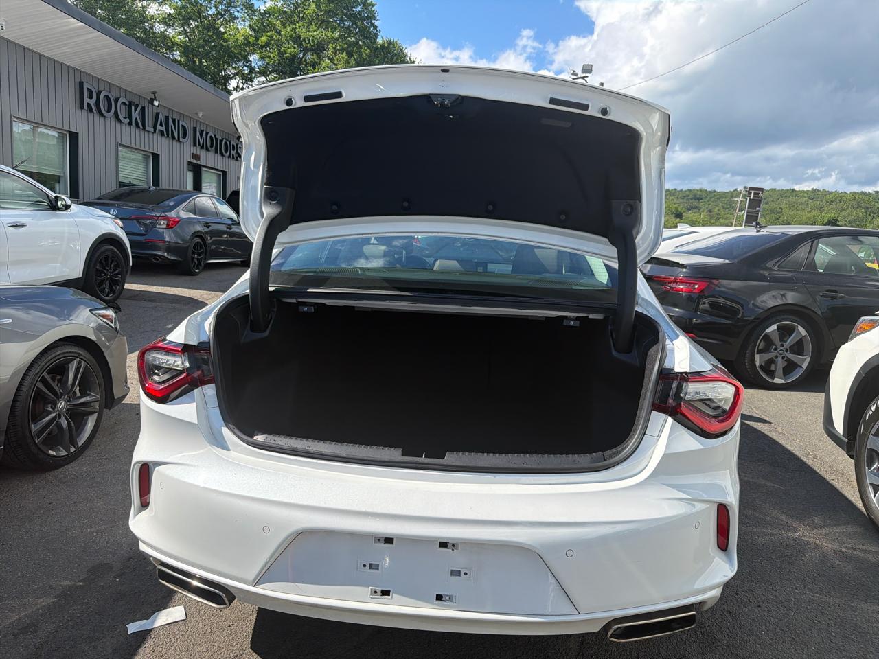 Acura TLX FWD w/Technology Package 2023