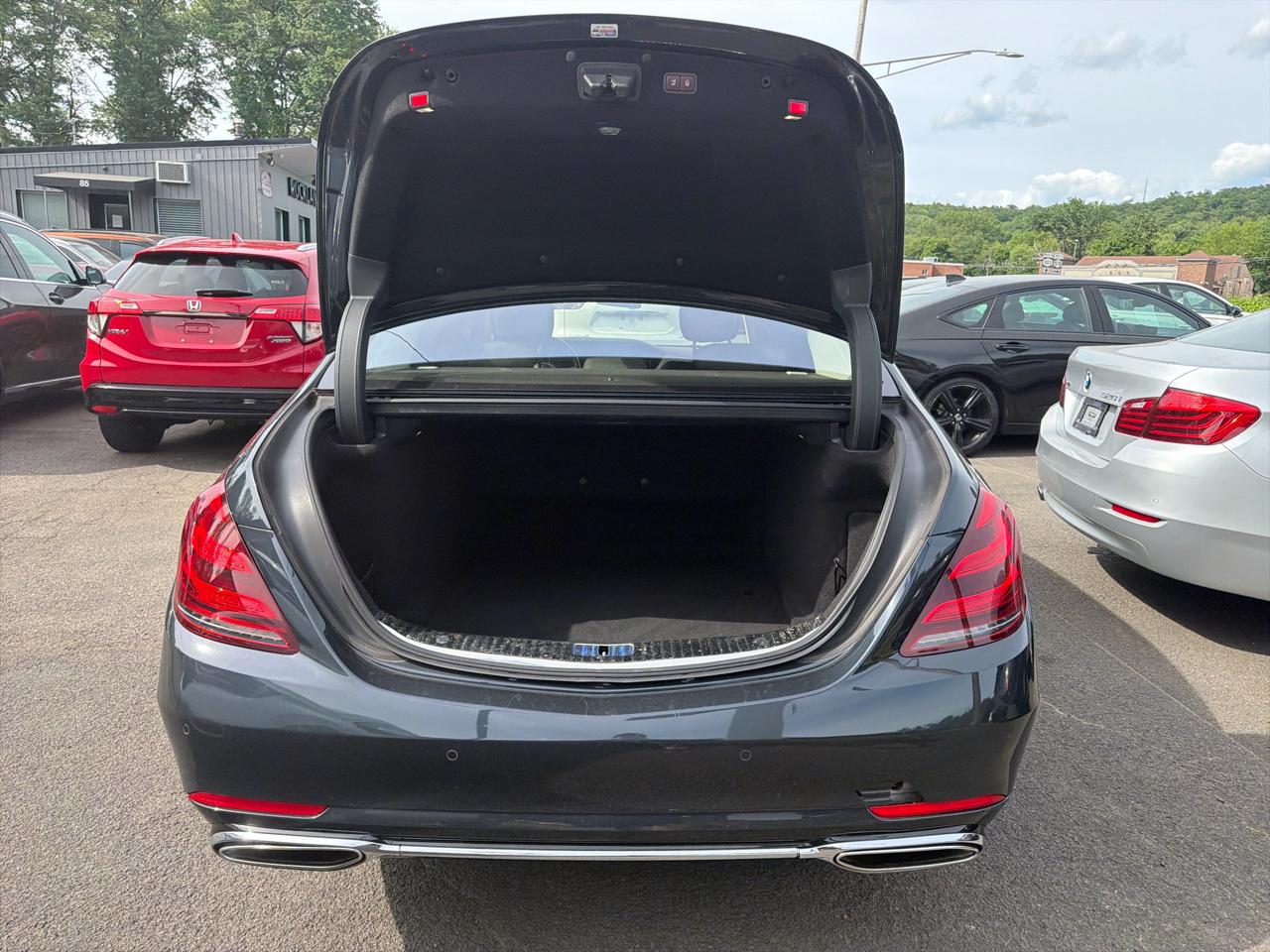 Mercedes-Benz S-Class S 560 4MATIC Sedan 2019