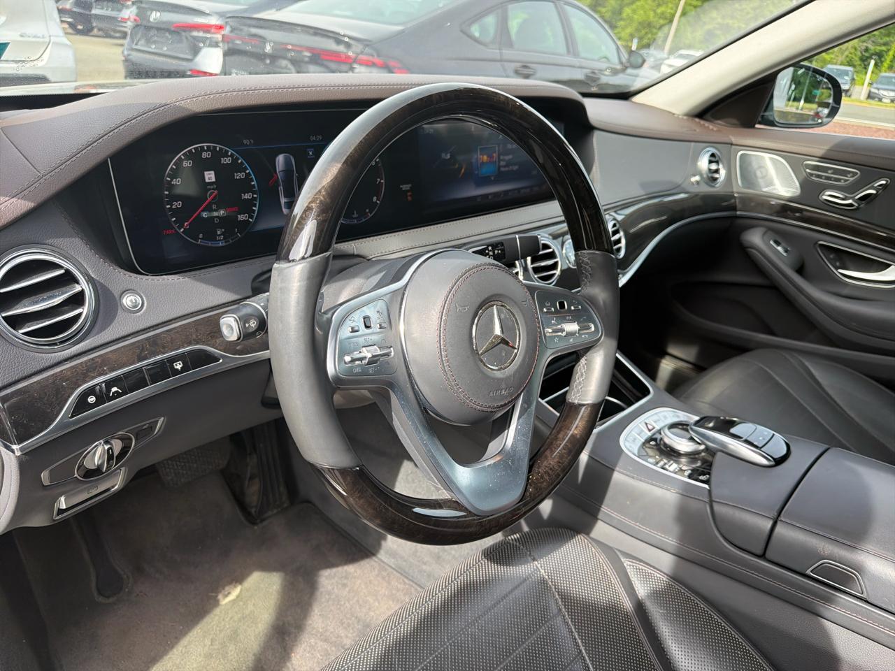 Mercedes-Benz S-Class S 560 4MATIC Sedan 2019